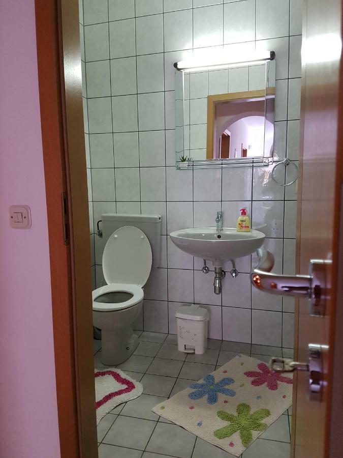 Apartment Luna Trogir Exterior foto